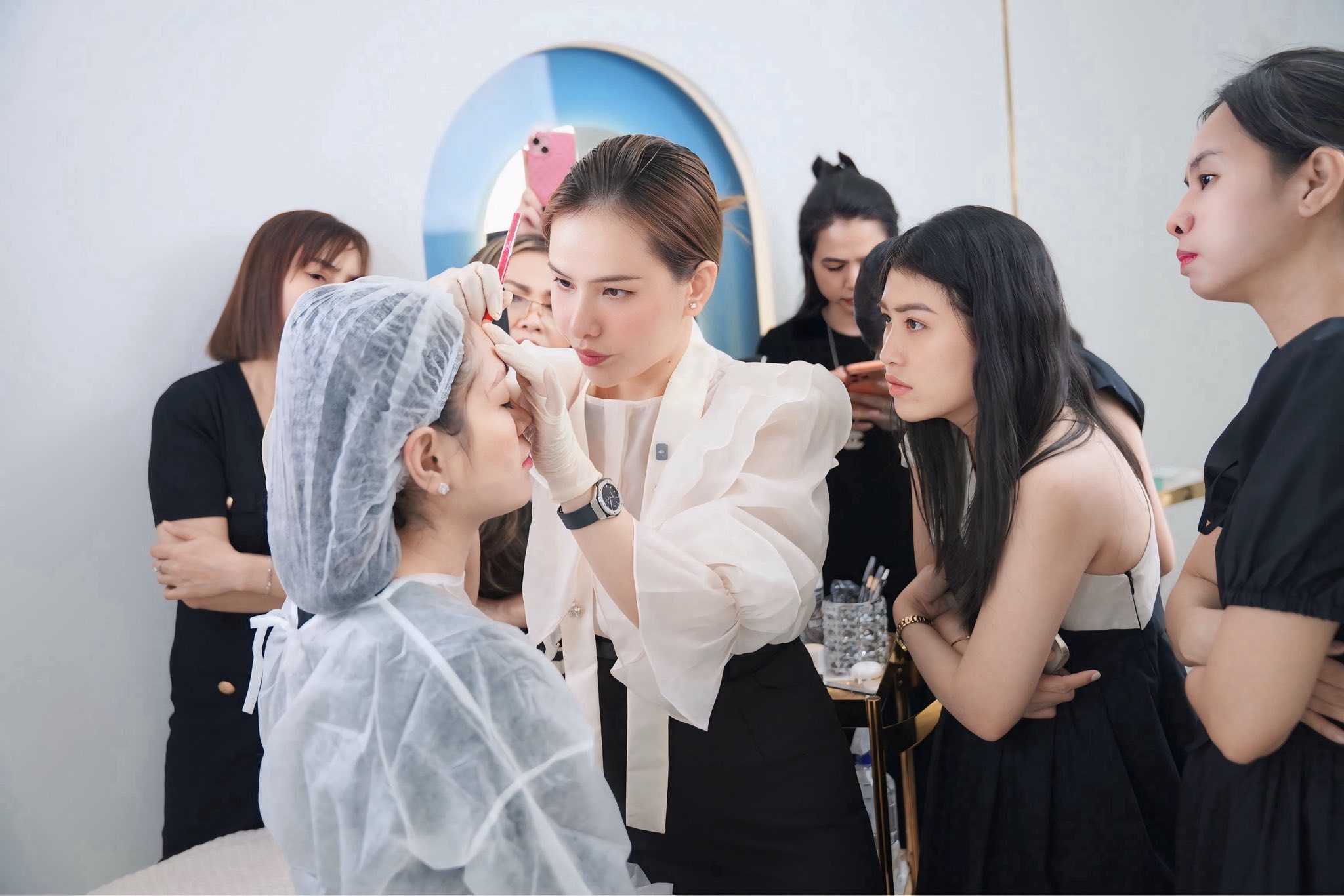 Đỗ Hương - Phun Xăm Thẩm Mỹ